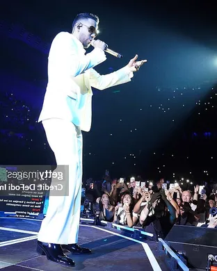 Romeo Santos Tampa