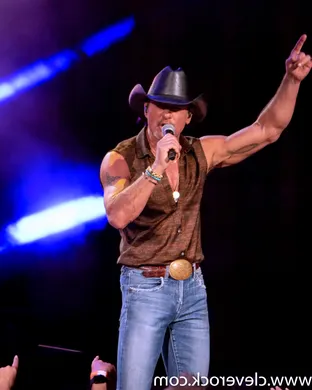 Tim Mcgraw Tampa